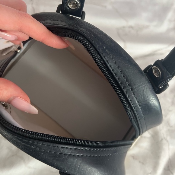 Vintage Puma Purse - Picture 2 of 3